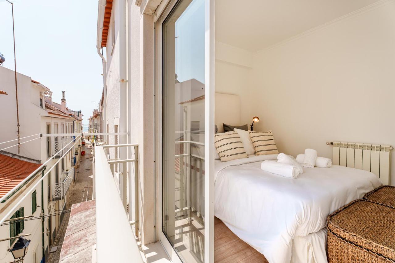 Charming Nazare Apartment-1 Minute To The Beach Luaran gambar